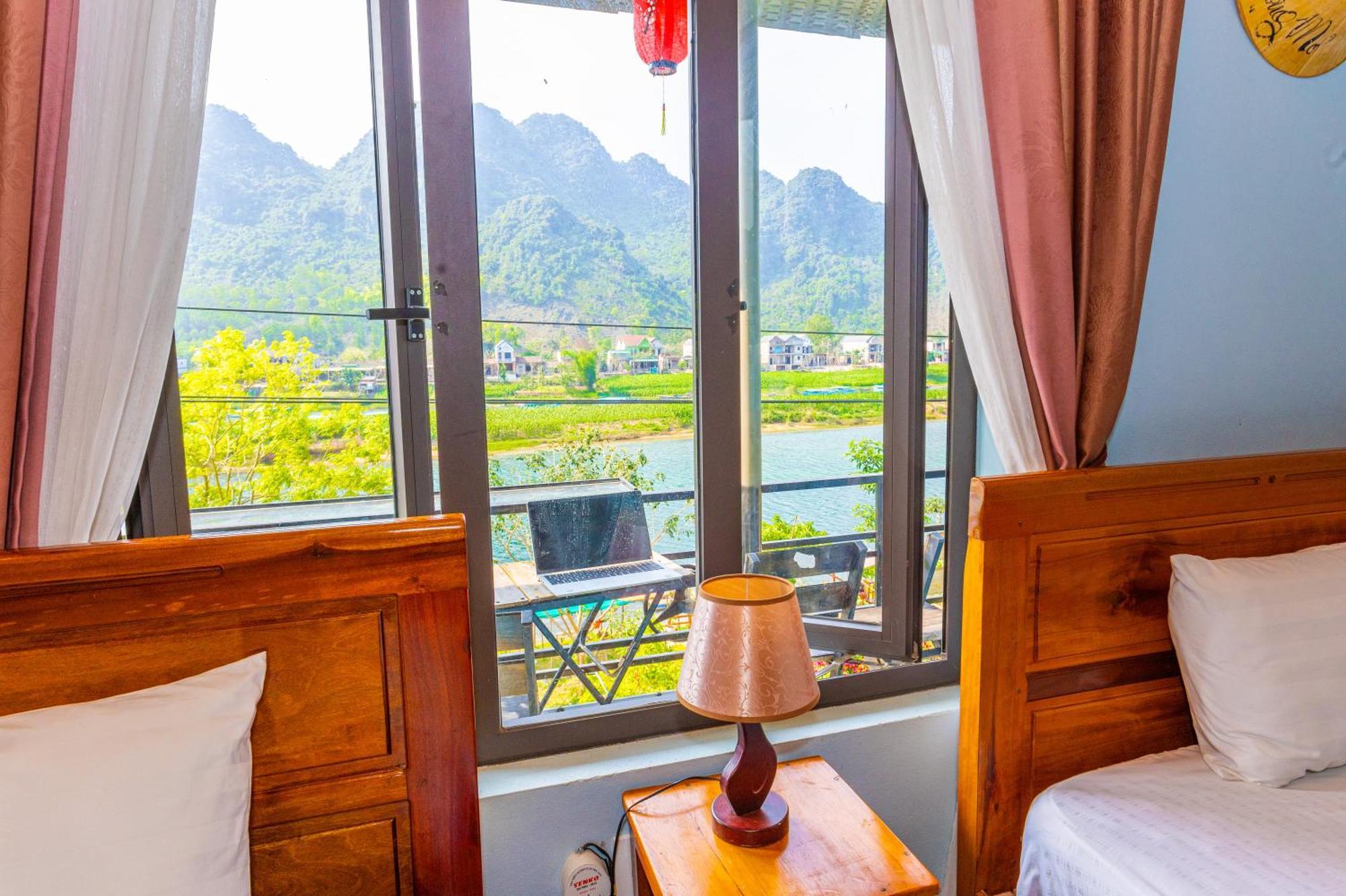 Son River Homestay Phong Nha Exterior foto