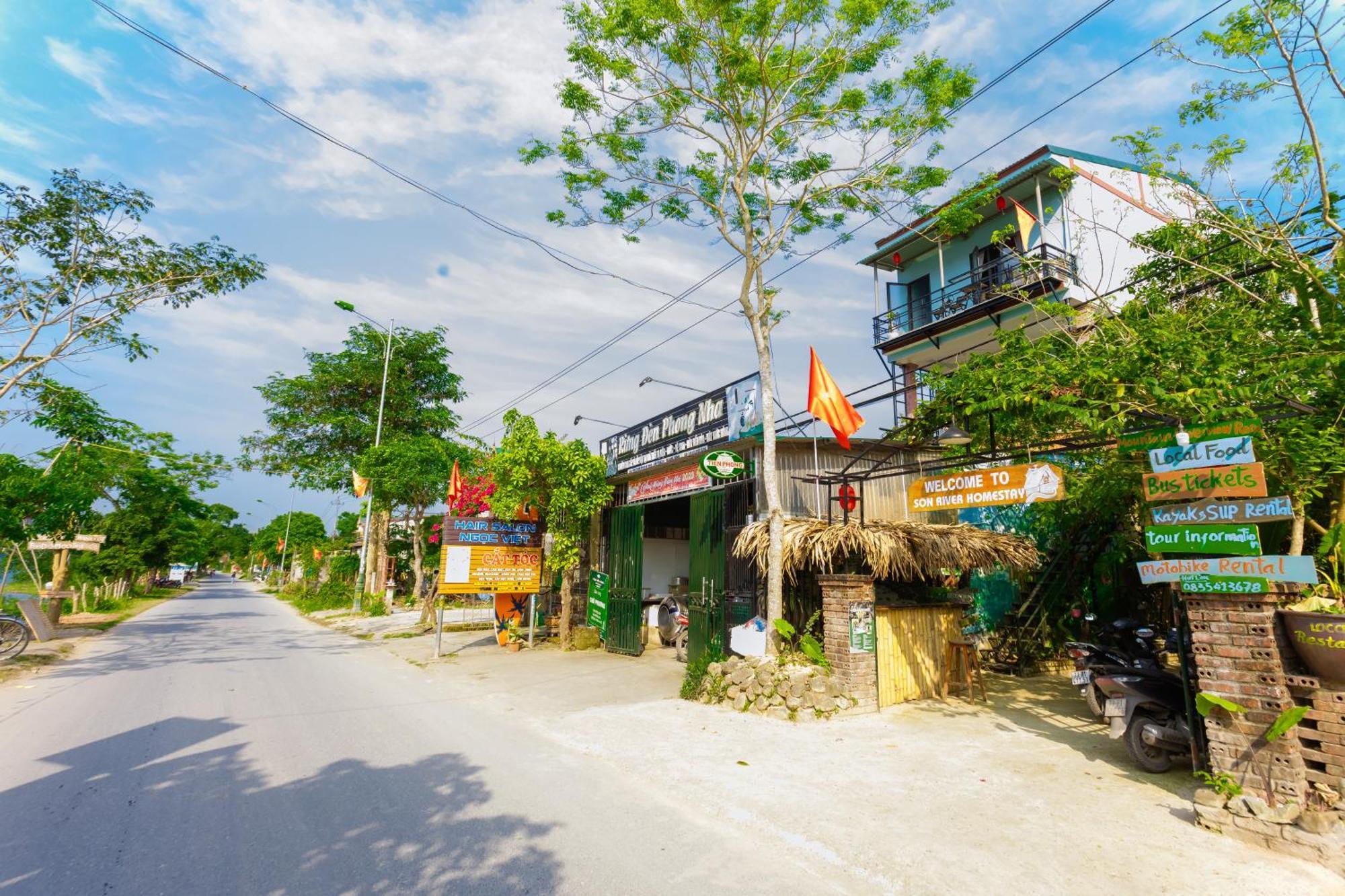 Son River Homestay Phong Nha Exterior foto