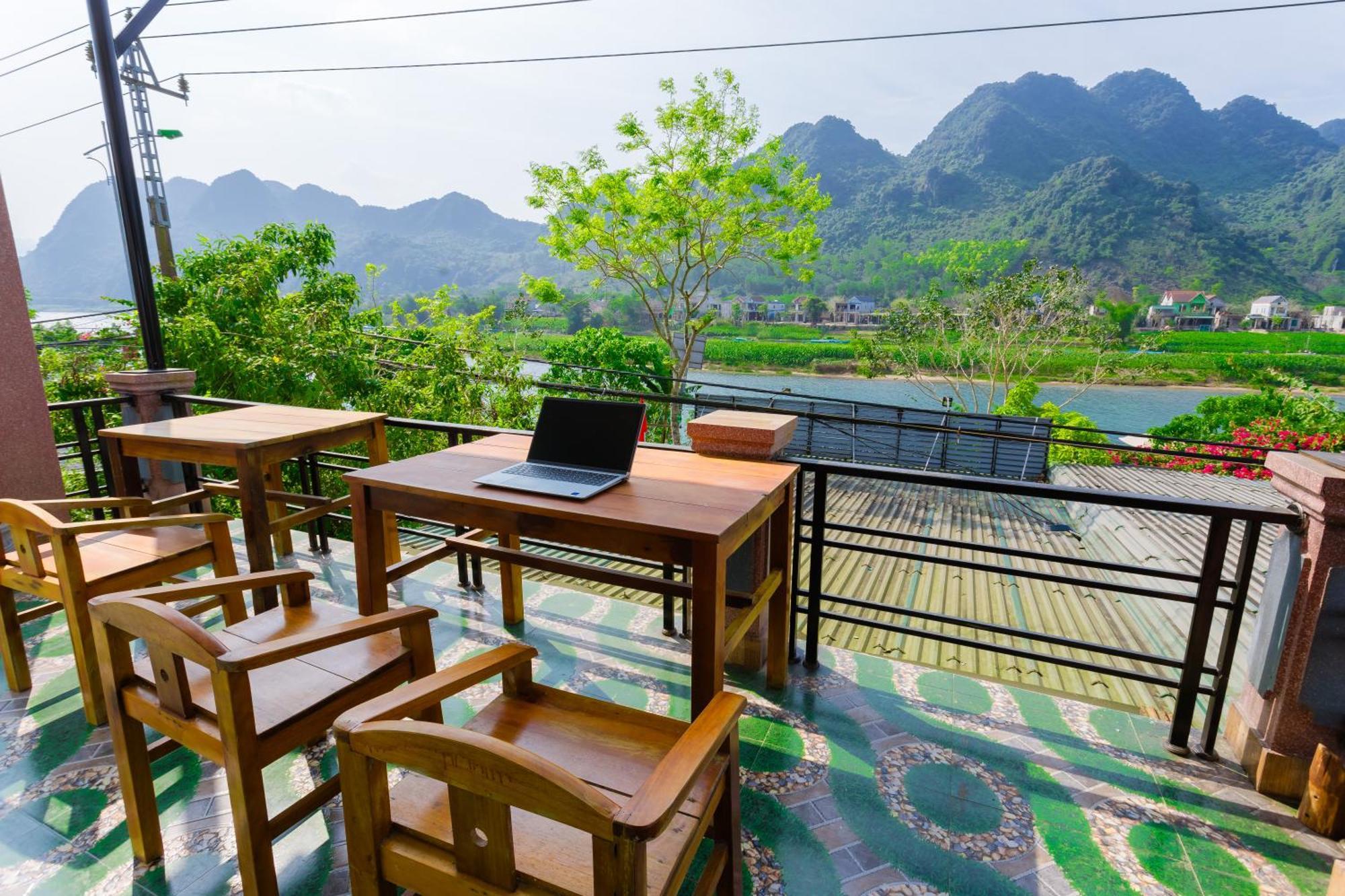 Son River Homestay Phong Nha Exterior foto