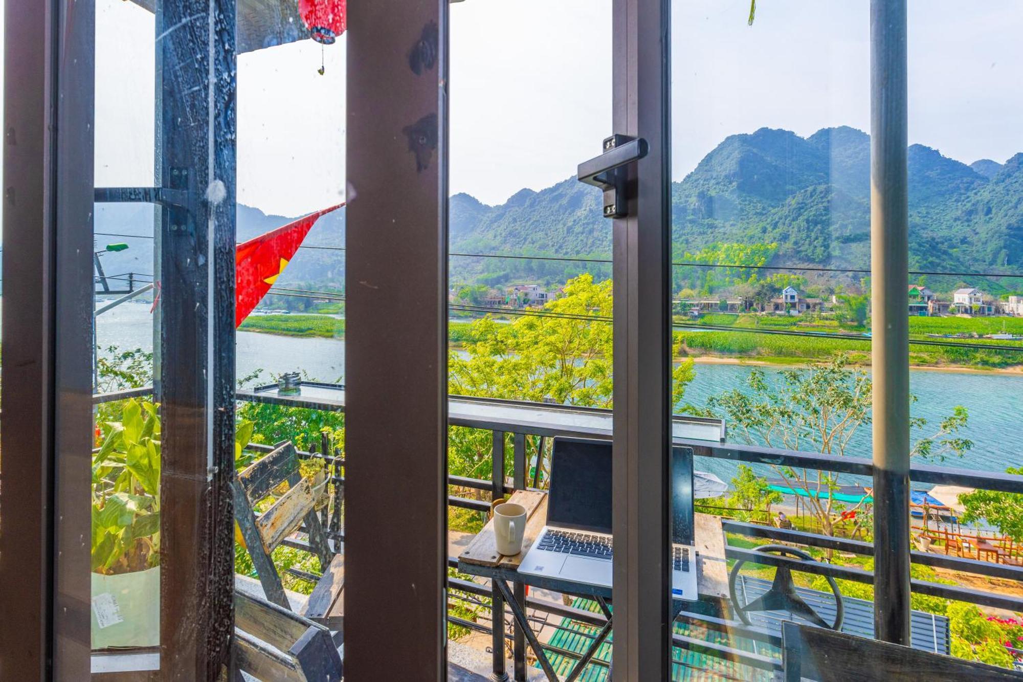 Son River Homestay Phong Nha Exterior foto