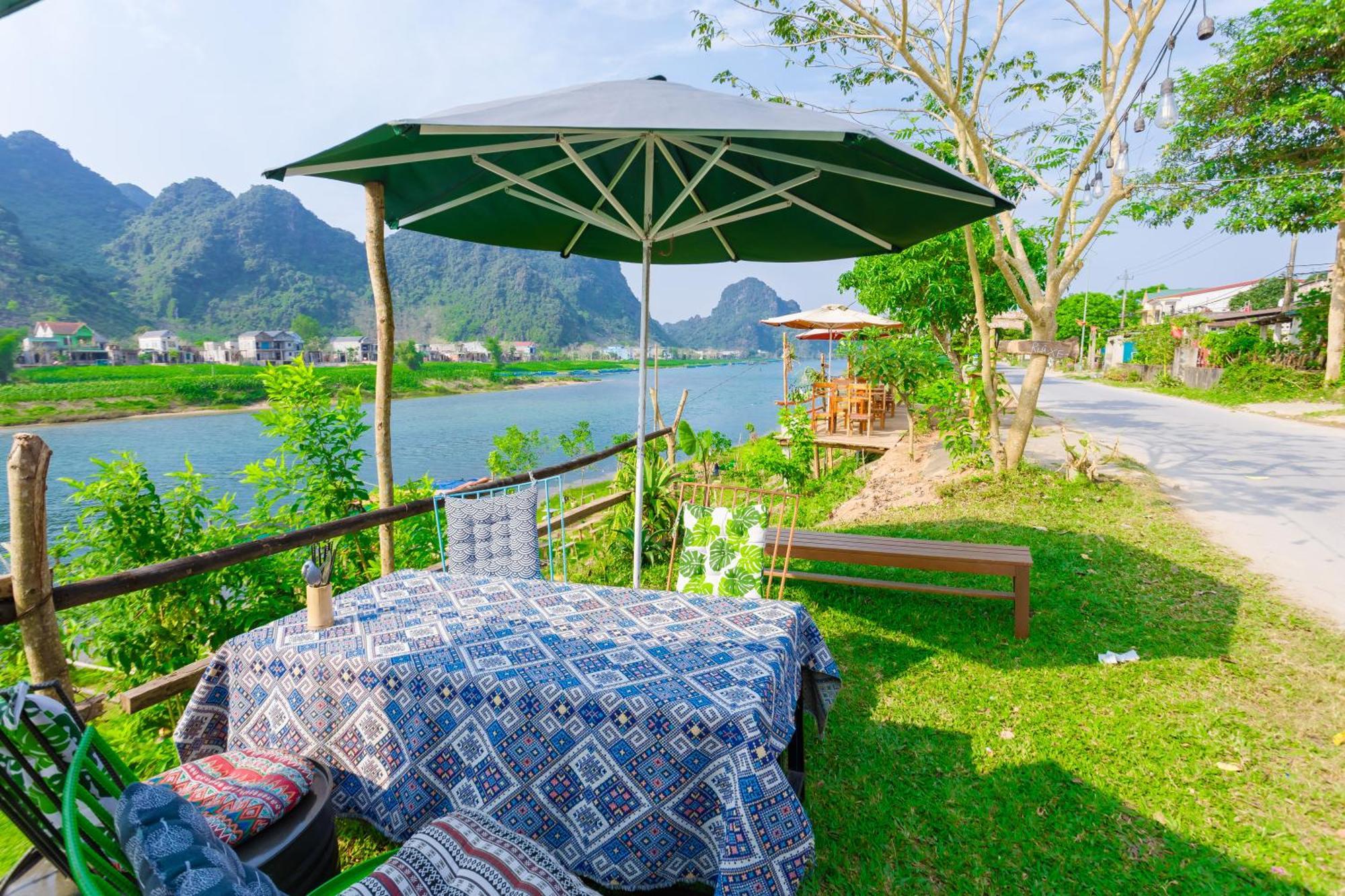 Son River Homestay Phong Nha Exterior foto