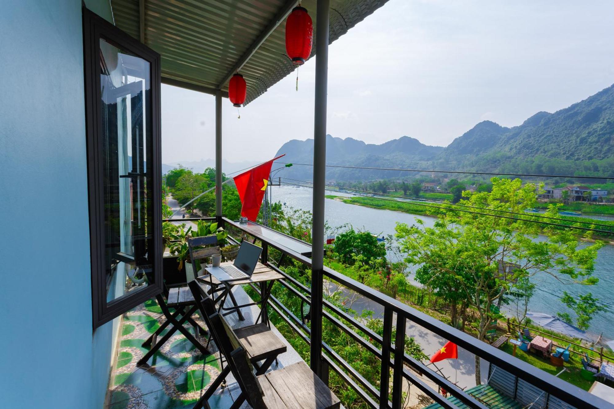 Son River Homestay Phong Nha Exterior foto