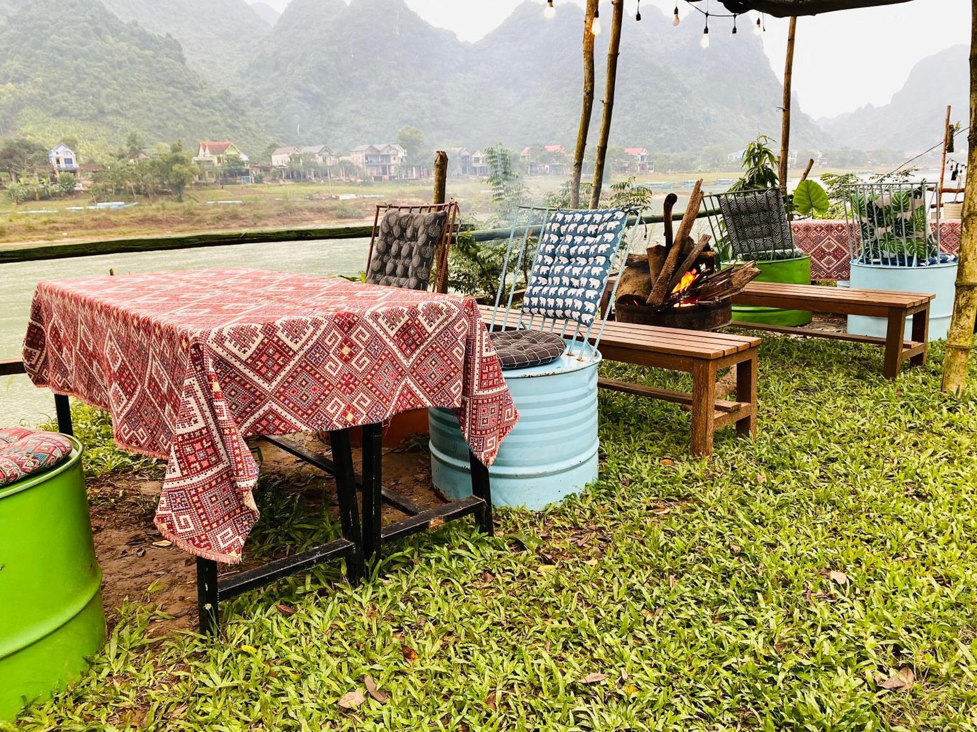 Son River Homestay Phong Nha Exterior foto